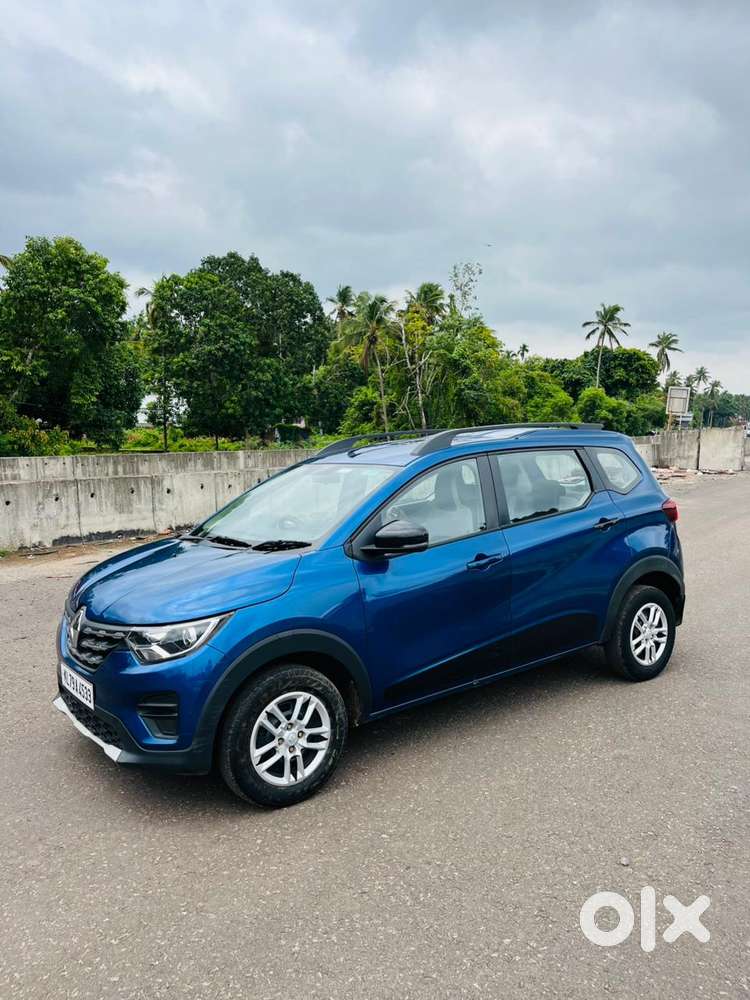 Renault Triber Rxt, 2022, Petrol