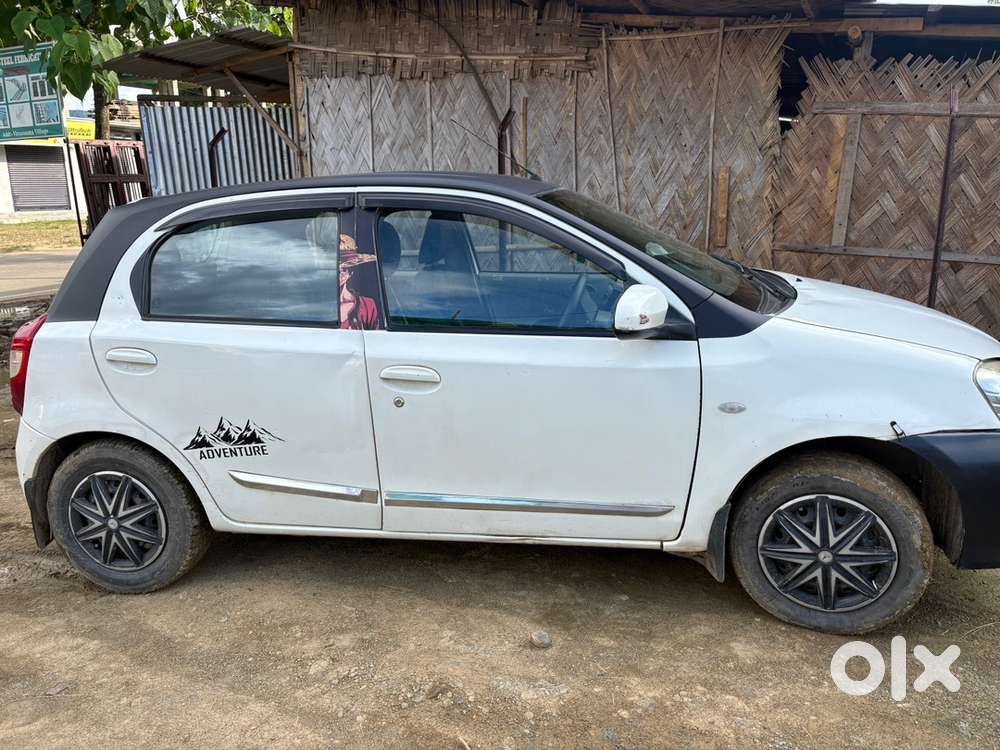 Toyota Etios Liva Petrol 2015