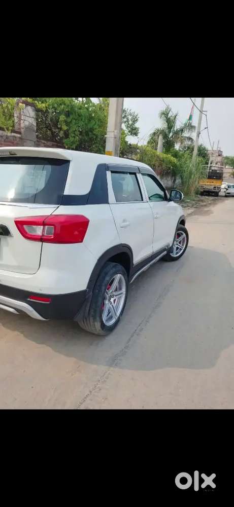 Maruti Suzuki Brezza Lxi 2021