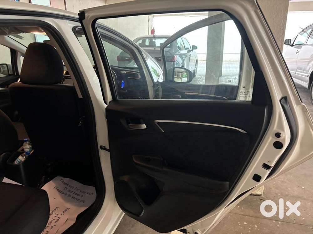 Honda Jazz 2017 Petrol 27700 Km Driven