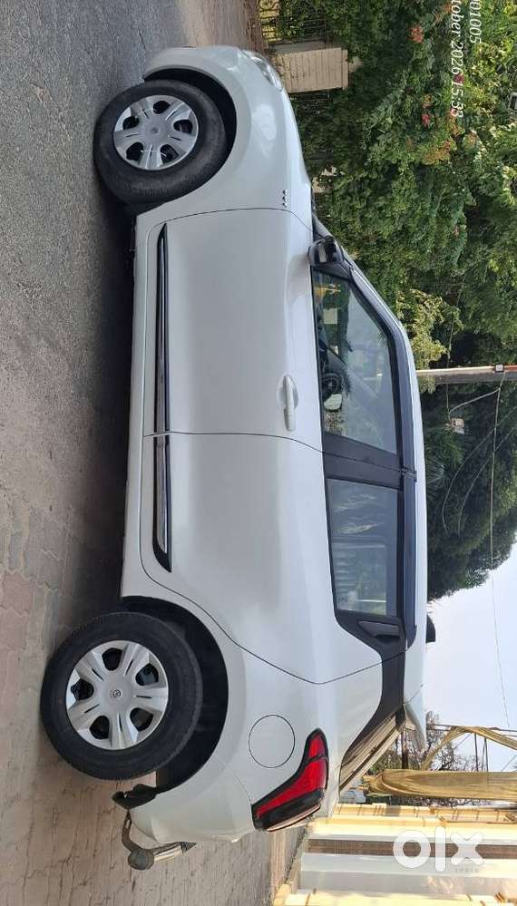 Maruti Suzuki Swift Vxi Optional, 2019, Petrol