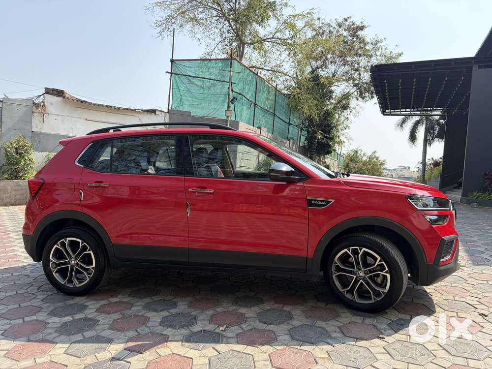 Skoda Kushaq 1.0 Tsi Style At, 2023, Petrol