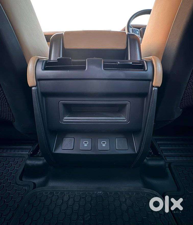 Land Rover Defender 2.0 110 Hse, 2025, Petrol