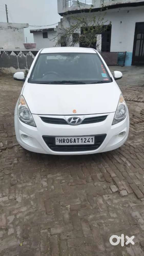 White Colour Good Condition