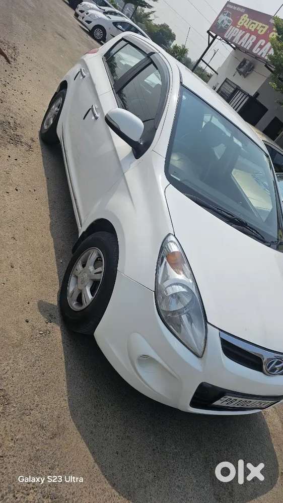 Hyundai New I20 Sportz 2011