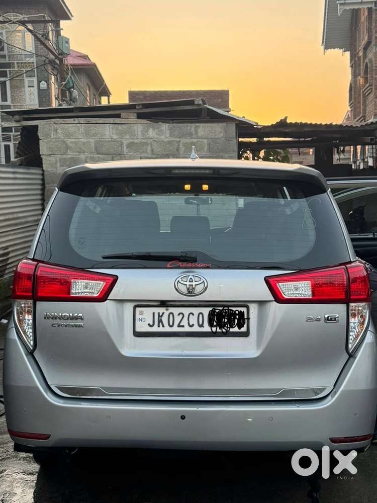 Toyota Innova Crysta 2021