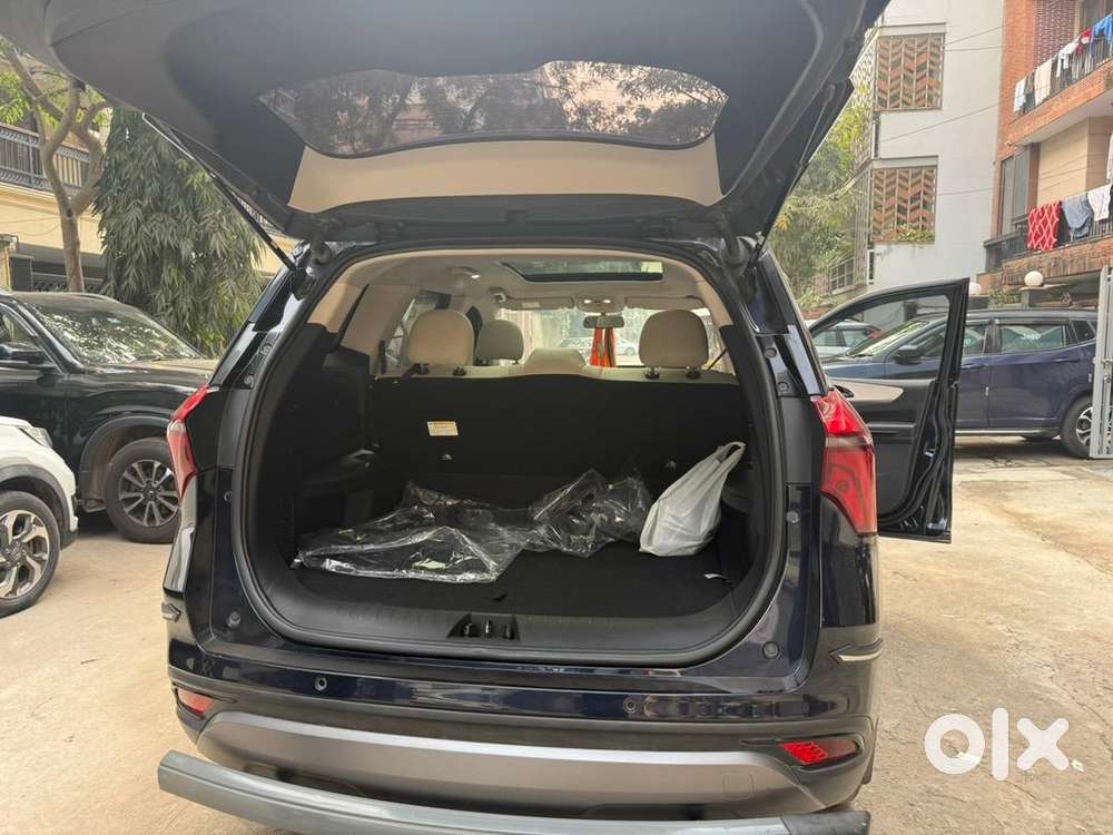Mahindra Xuv700 2022 Diesel Automatic Well Maintained