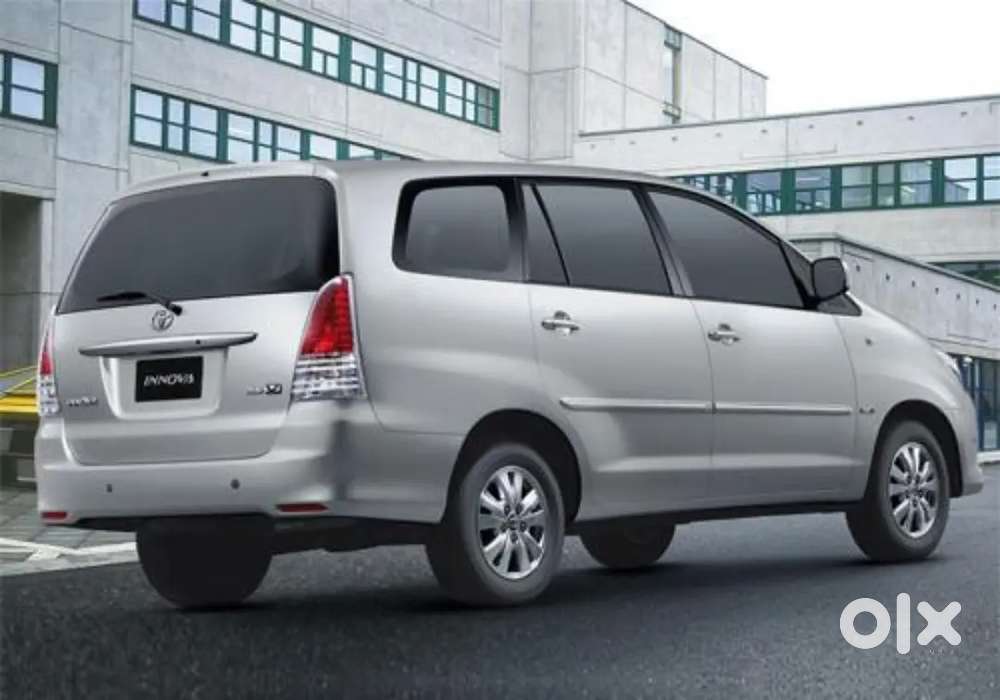Toyota Innova 2011 Diesel 125000 Km Driven