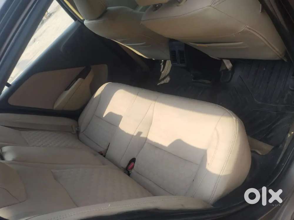 Honda City 2014 Cng & Hybrids 75000 Km Driven First Owner Top Model