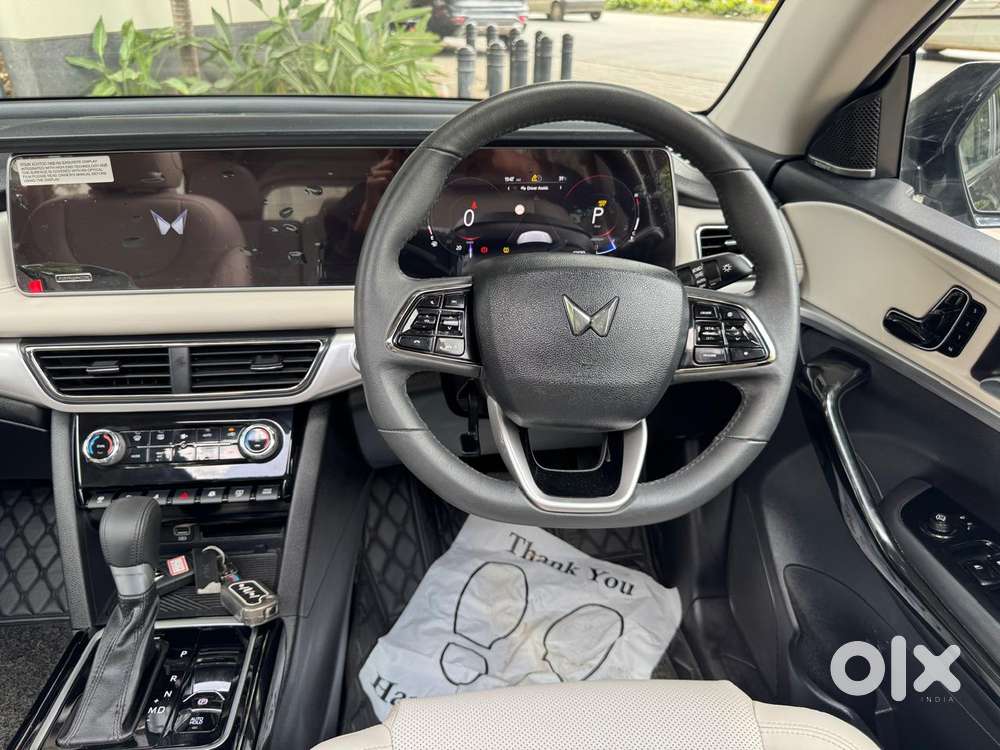 Mahindra Xuv700 2.2 Ax 7 Diesel At Str, 2024, Diesel