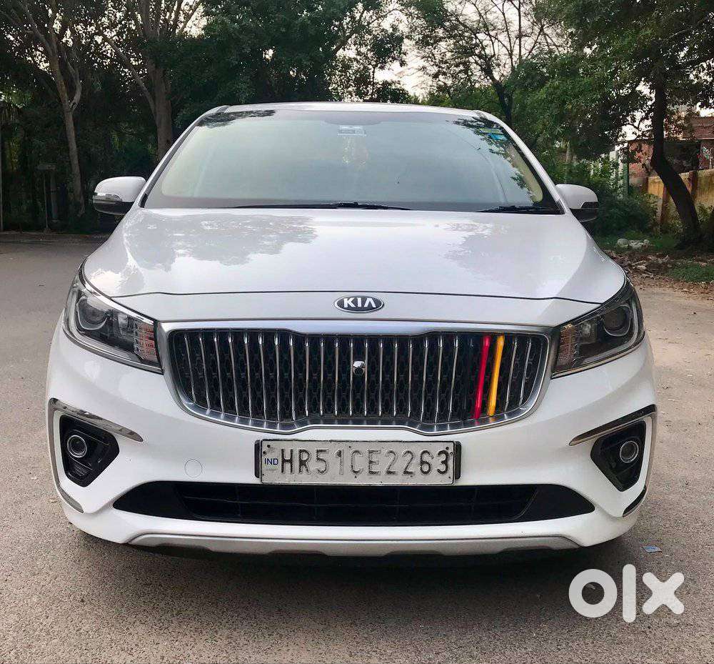 Kia Carnival Premium, 2021, Diesel