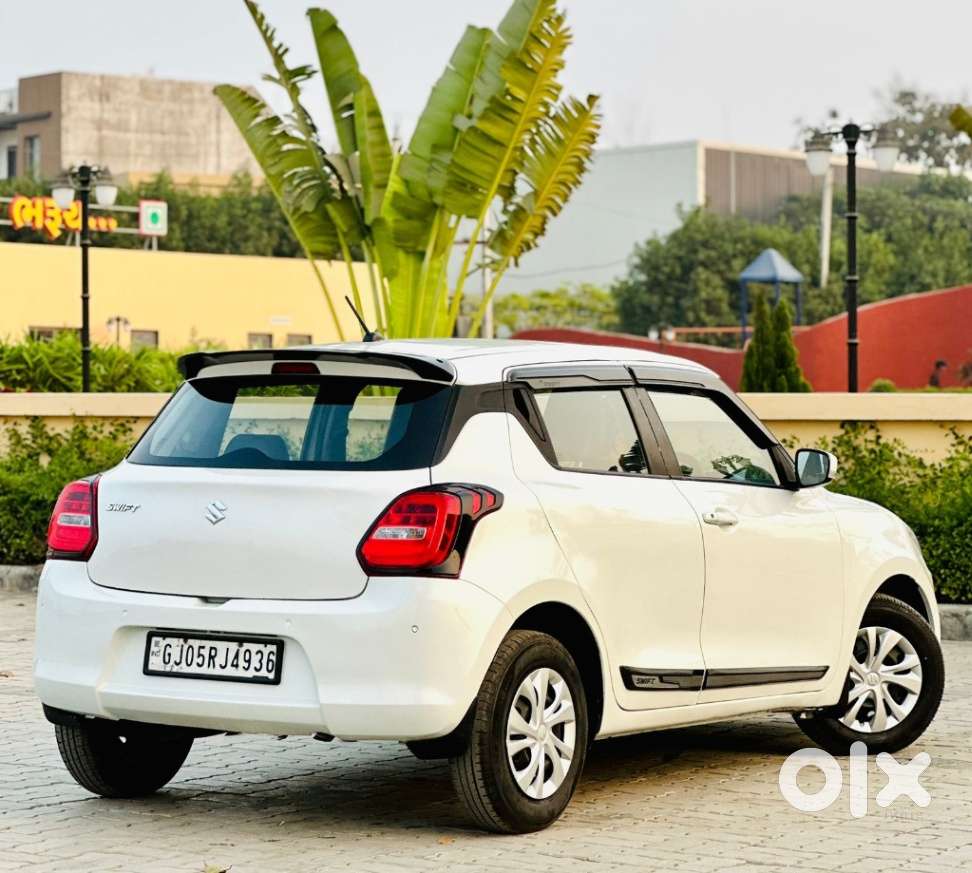 Maruti Suzuki Swift Vxi Optional, 2020, Petrol