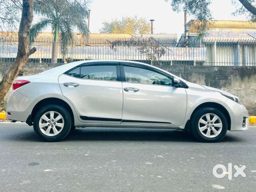 Toyota Corolla Altis 2013-2017 G At, 2016, Petrol