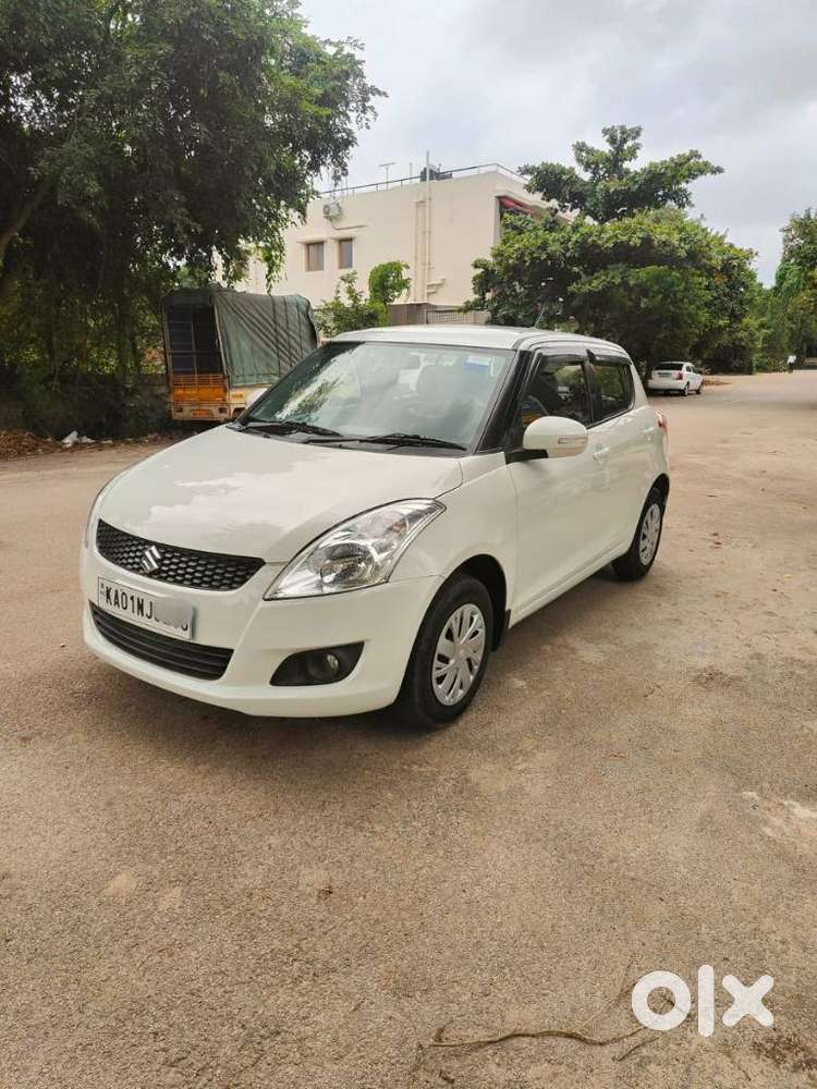 Maruti Suzuki Swift VXI, 2014, Petrol