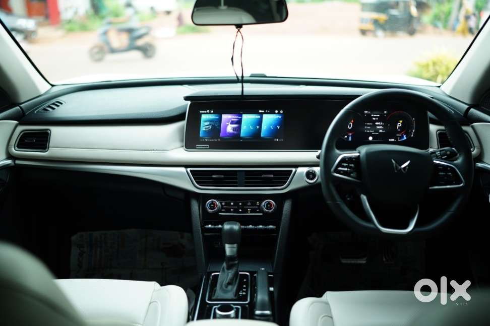 Mahindra Xuv700, 2023, Diesel