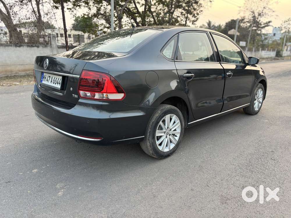 Volkswagen Vento 1.2 Tsi Highline At, 2015, Petrol