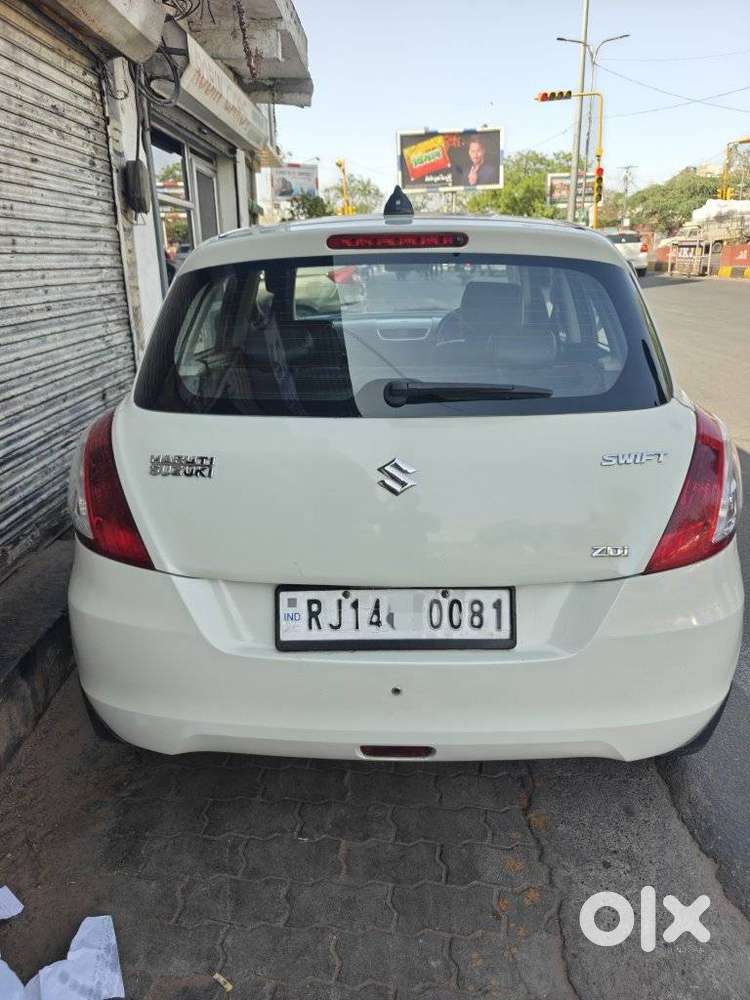Maruti Suzuki Swift Zdi Plus, 2014, Diesel