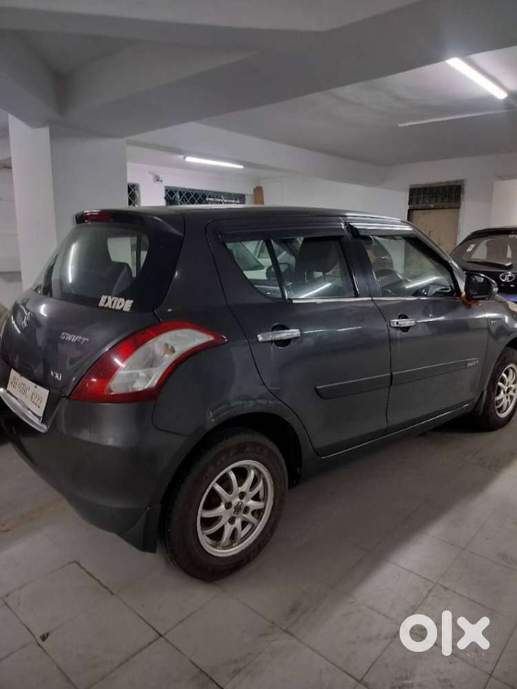 Maruti Suzuki Swift Vxi + Manual, 2015, Petrol