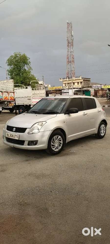 2nd Owner Maruti Swift 2011