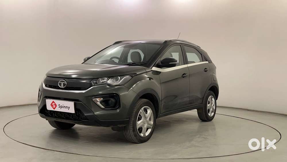 Tata Nexon 1.2 Revotron Xma Amt (s), 2022, Petrol