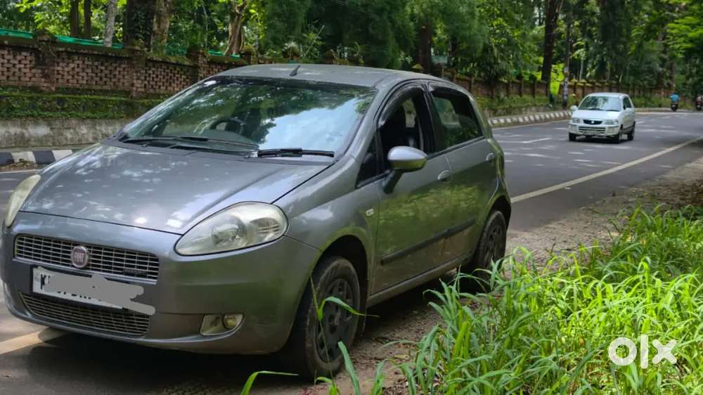Fiat Punto 2010 Diesel 121000 Km Driven