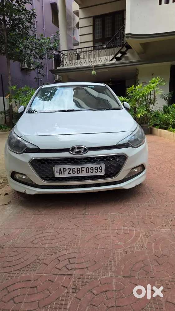 Hyundai I20 Asta 2015 Non Accidental. Perfect Condition