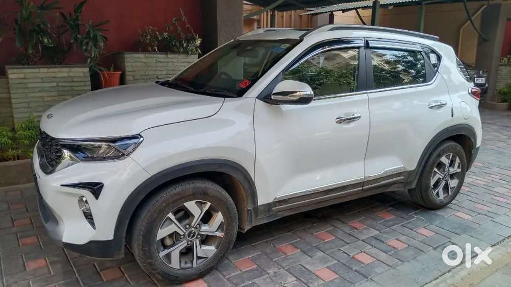 Kia Sonet 2023  Imt Semi-automatic  13,000 Km Only