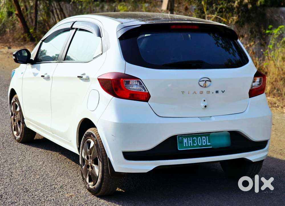 Tata Tiago 1.05 Revotorq Xz, 2023, Electric
