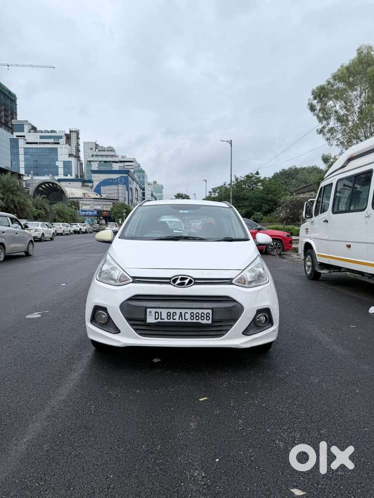 Hyundai Grand I10 Petrol At Top Model