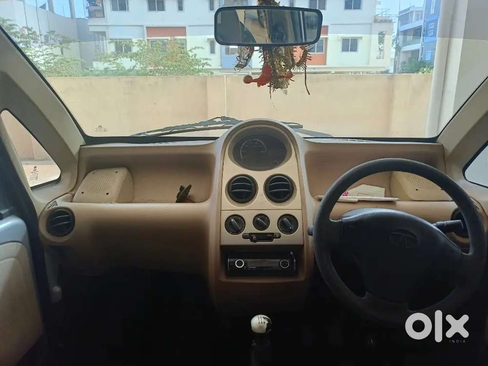 Tata Nano 2012