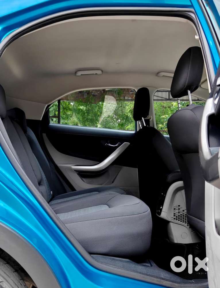 Tata Nexon Amt Xza Plus, 2018, Petrol