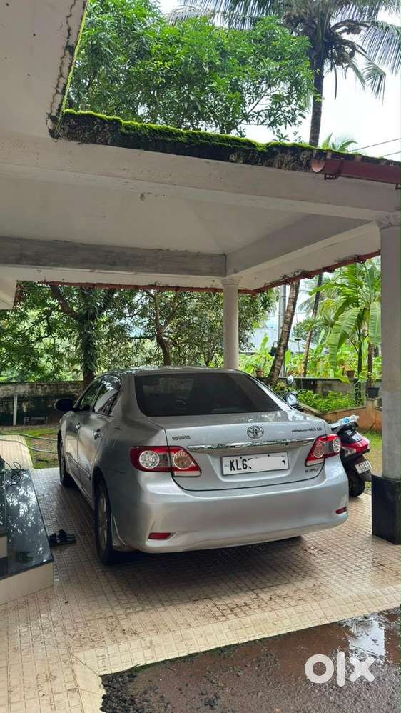 Toyota Corolla Altis 2012