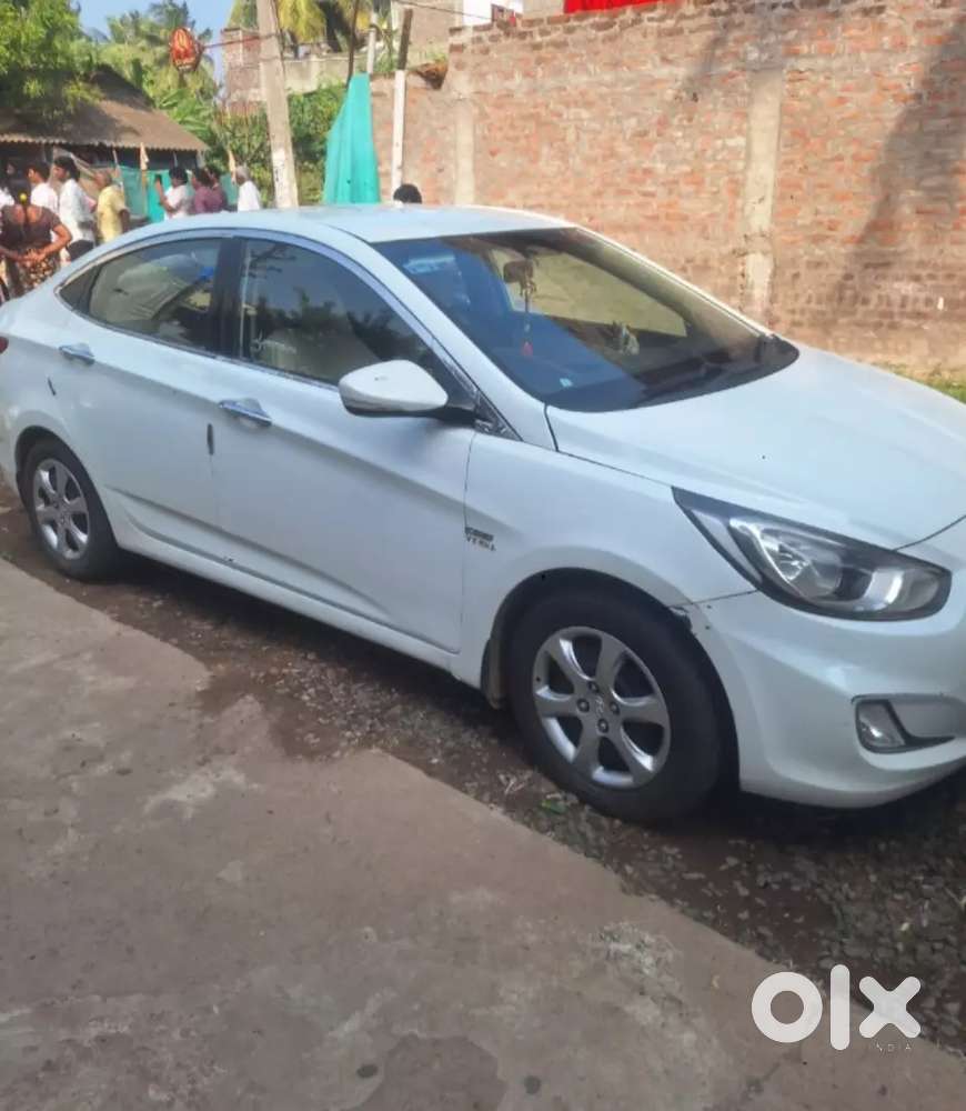 Hyundai Verna Crdi 1.6 Sx 2012