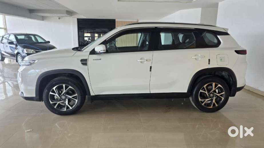Toyota Urban Cruiser Hyryder 1.5 S Hybrid, 2023, Petrol