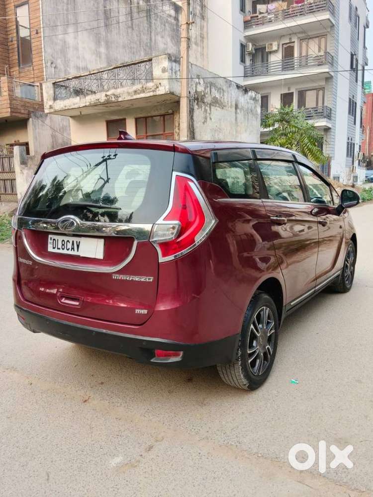 Mahindra Marazzo M8, 2018, Petrol