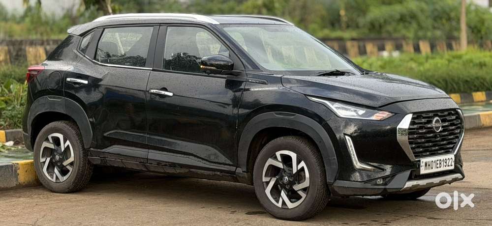 Nissan Magnite 1.0 Xv Premium, 2022, Petrol