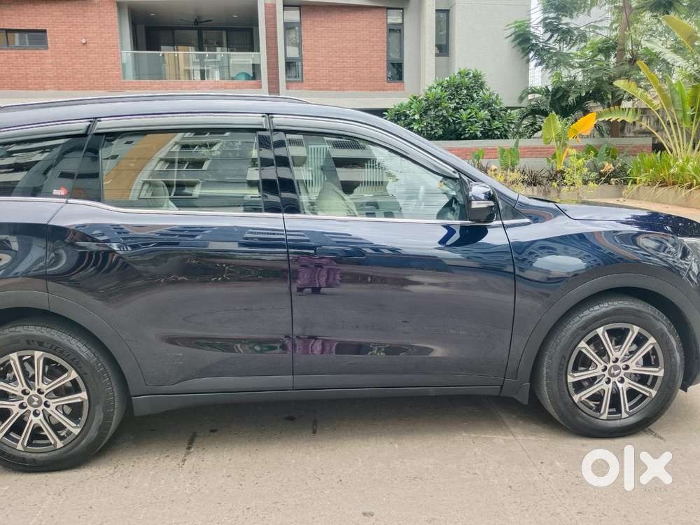 Mahindra Xuv700 2.0 Ax 7 Petrol At Luxury Pack Str, 2023, Diesel