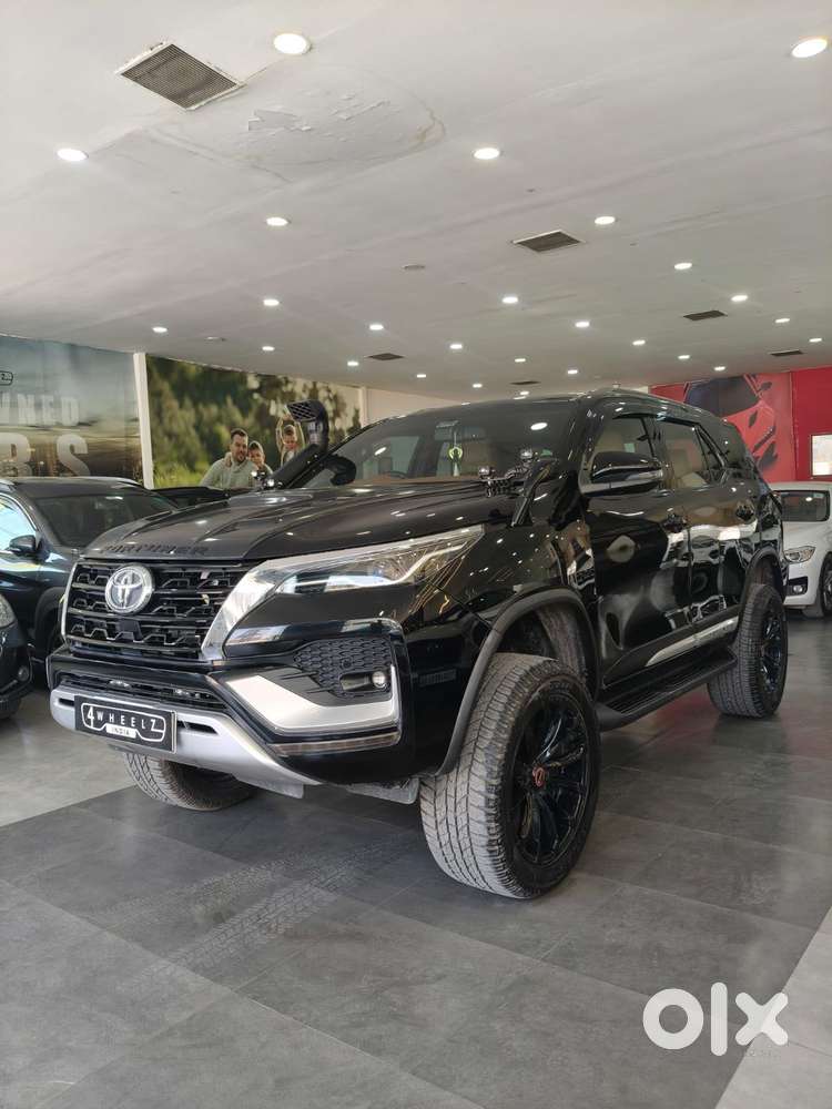 Toyota Fortuner 4x2 At 2.8 Diesel, 2023, Diesel