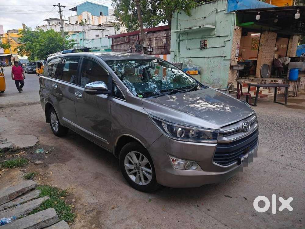 Toyota Innova Crysta [2020-ongoing] 2.4 Vx 8 Str, 2017, Diesel