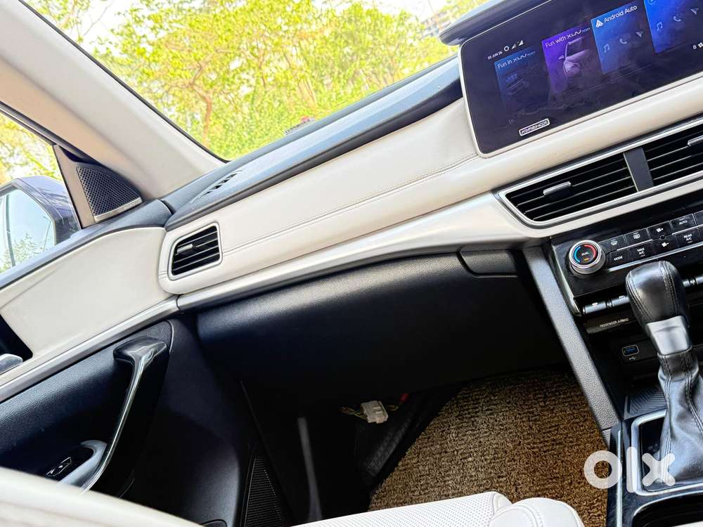 Mahindra Xuv700 Ax7 Luxury Pack Awd, 2022, Petrol