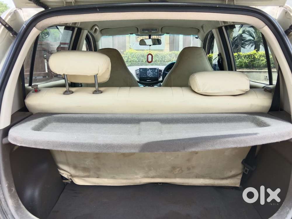 Hyundai I10 [ ] 1.1 Sportz, 2011, Petrol