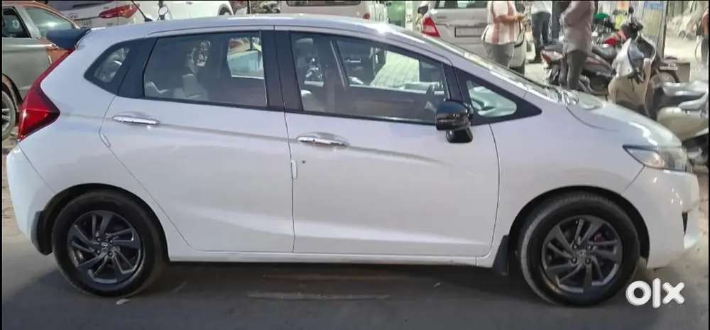 Honda Jazz Cng & Hybrids 49000 Km Driven A1 Condition