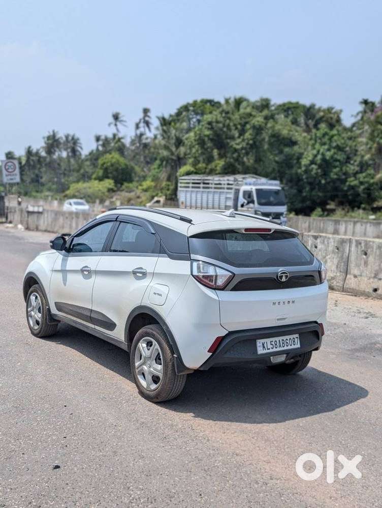 Tata Nexon 1.2 Revotron Xm, 2019, Petrol