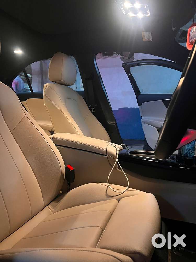 Mercedes-benz A-class 200 2025 Dec