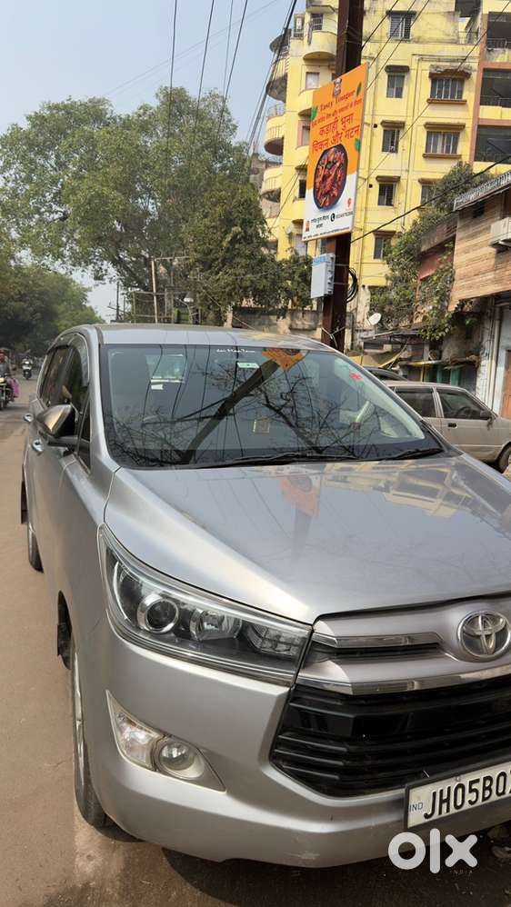 Toyota Innova 2016 Diesel 27000 Km Driven