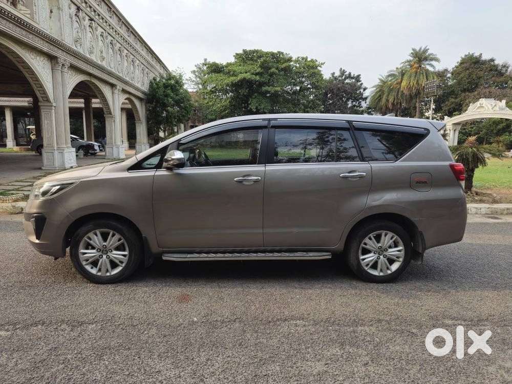 Toyota Innova Crysta 2.8z Automatic, 2018, Diesel