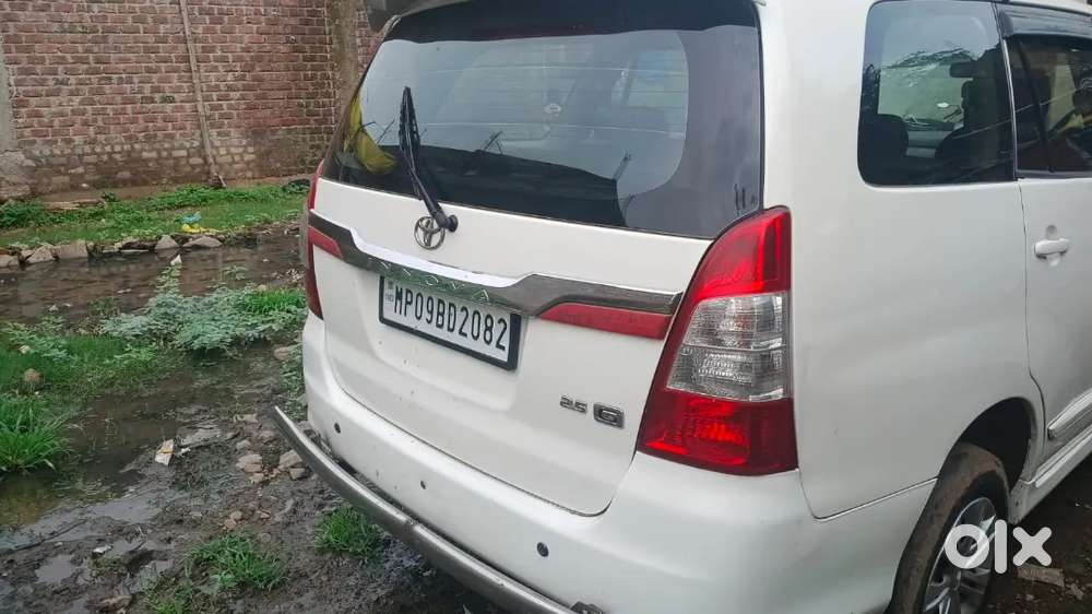 Toyota Innova Diesel 2014
