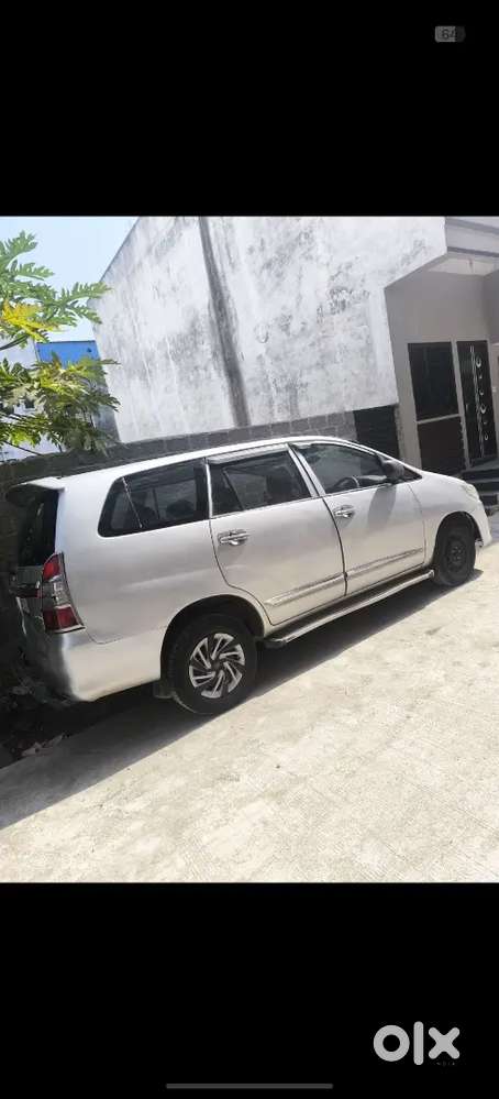Toyota Innova 2008 Diesel 300000 Km Driven