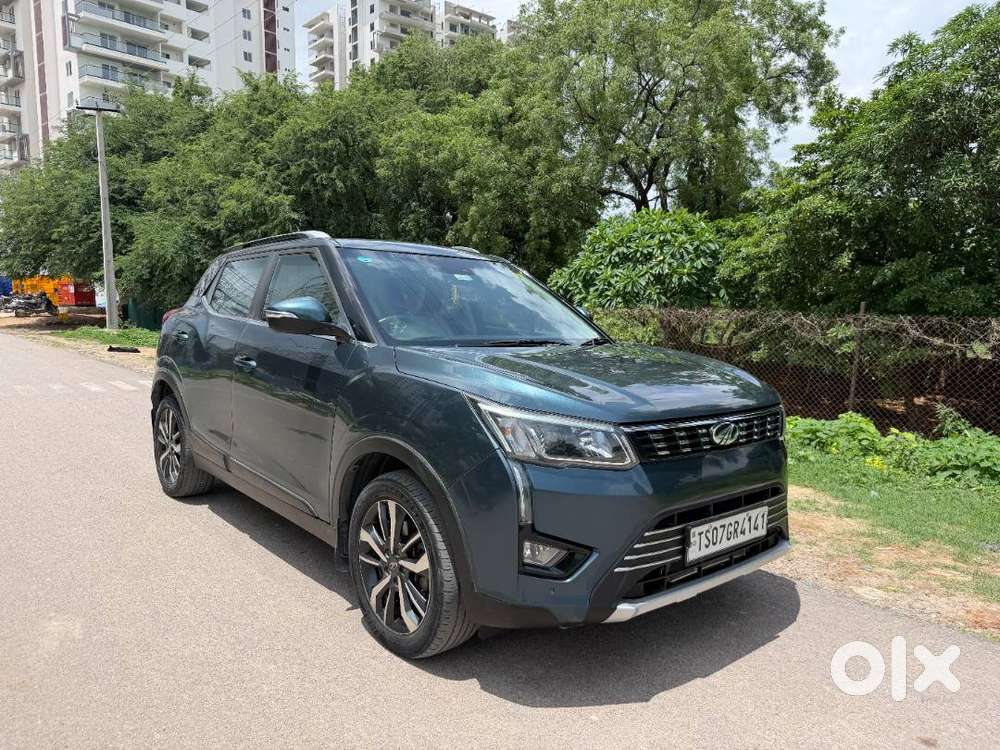 Mahindra Xuv300 W8 Diesel  Single Owner  52k Km  Sunroof  Excellen