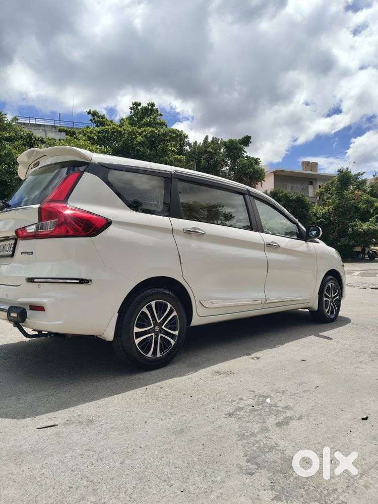 Maruti Suzuki Ertiga Zxi Plus At Shvs, 2022, Petrol